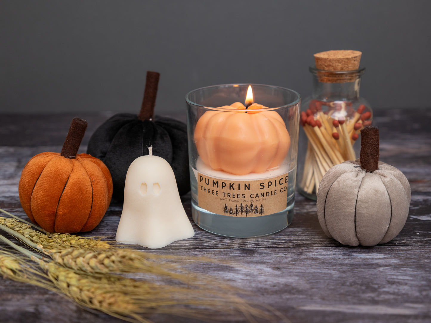 Pumpkin Spice Halloween Autumn Limited Edition Fall Candle. Soy wax, Vegan and Eco-friendly seasonal sculptural gift and home décor