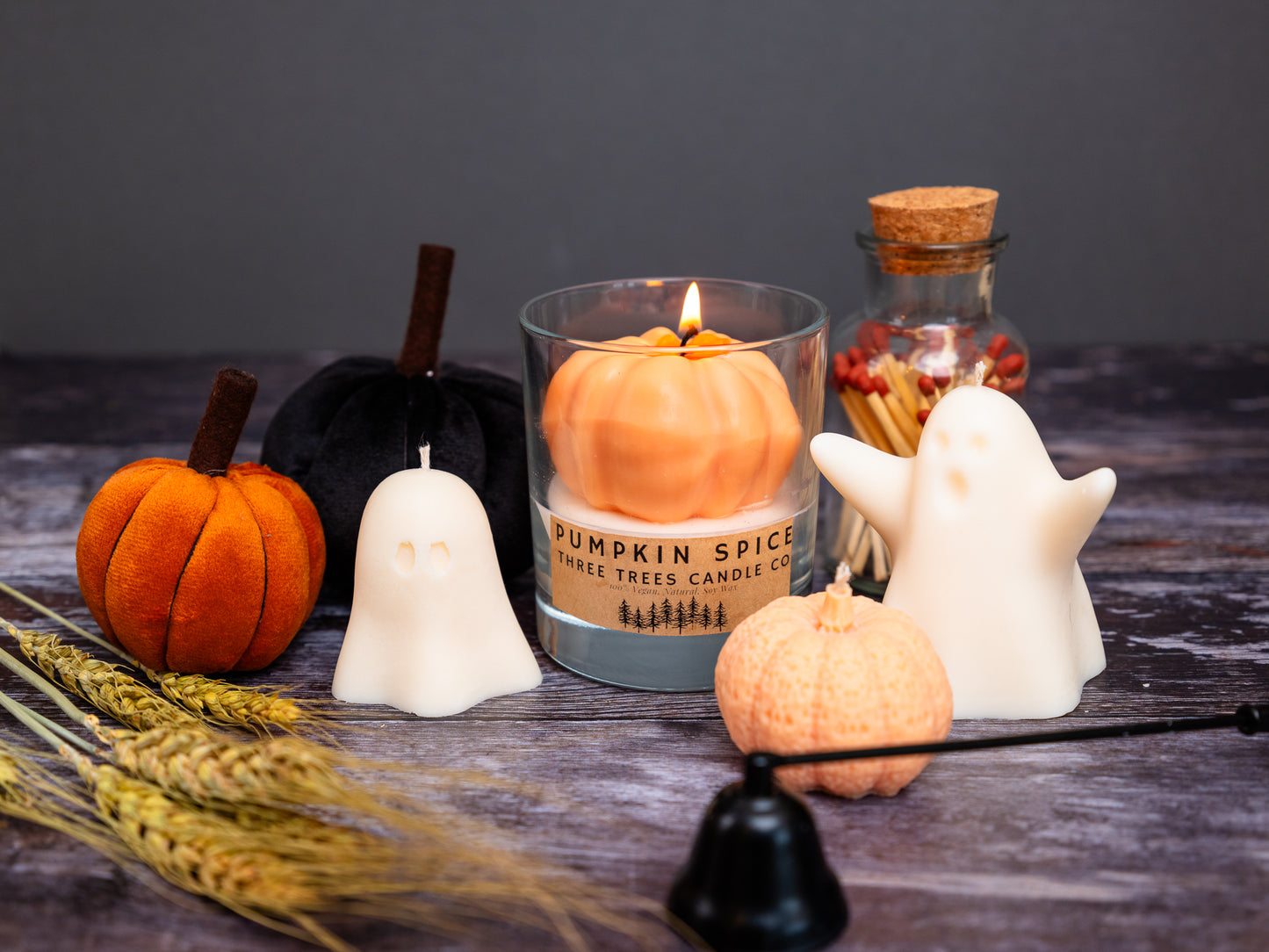 Pumpkin Spice Halloween Autumn Limited Edition Fall Candle. Soy wax, Vegan and Eco-friendly seasonal sculptural gift and home décor