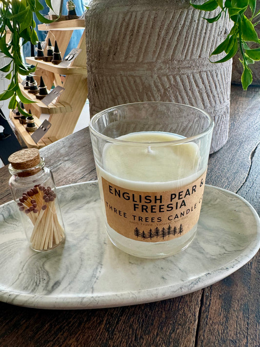 English Pear and Freesia Scented Candle