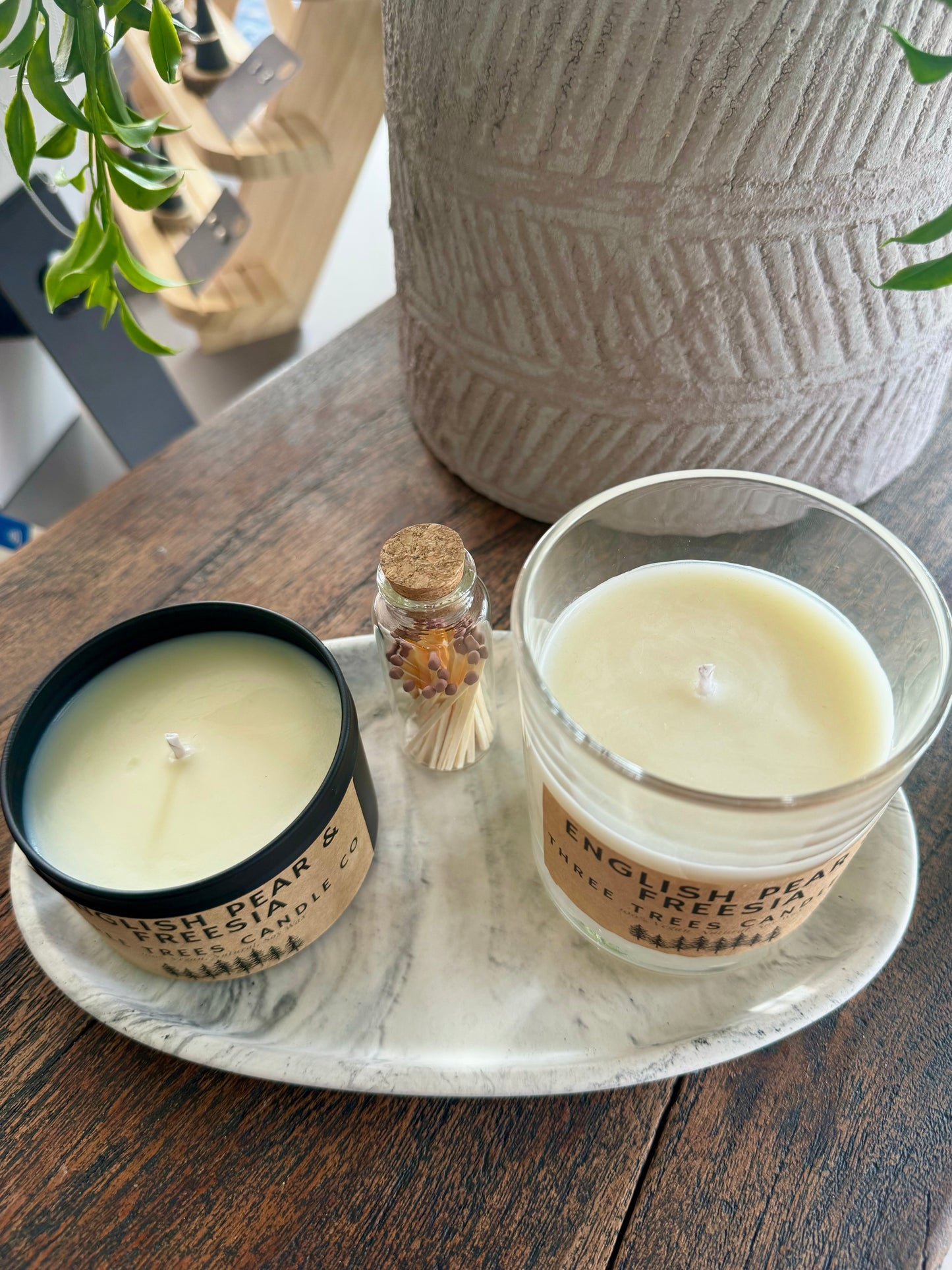 English Pear and Freesia Scented Candle. Perfect Spring and Summer Fragrance. Vegan Hand-poured Sustainable Eco-Friendly Soy Wax