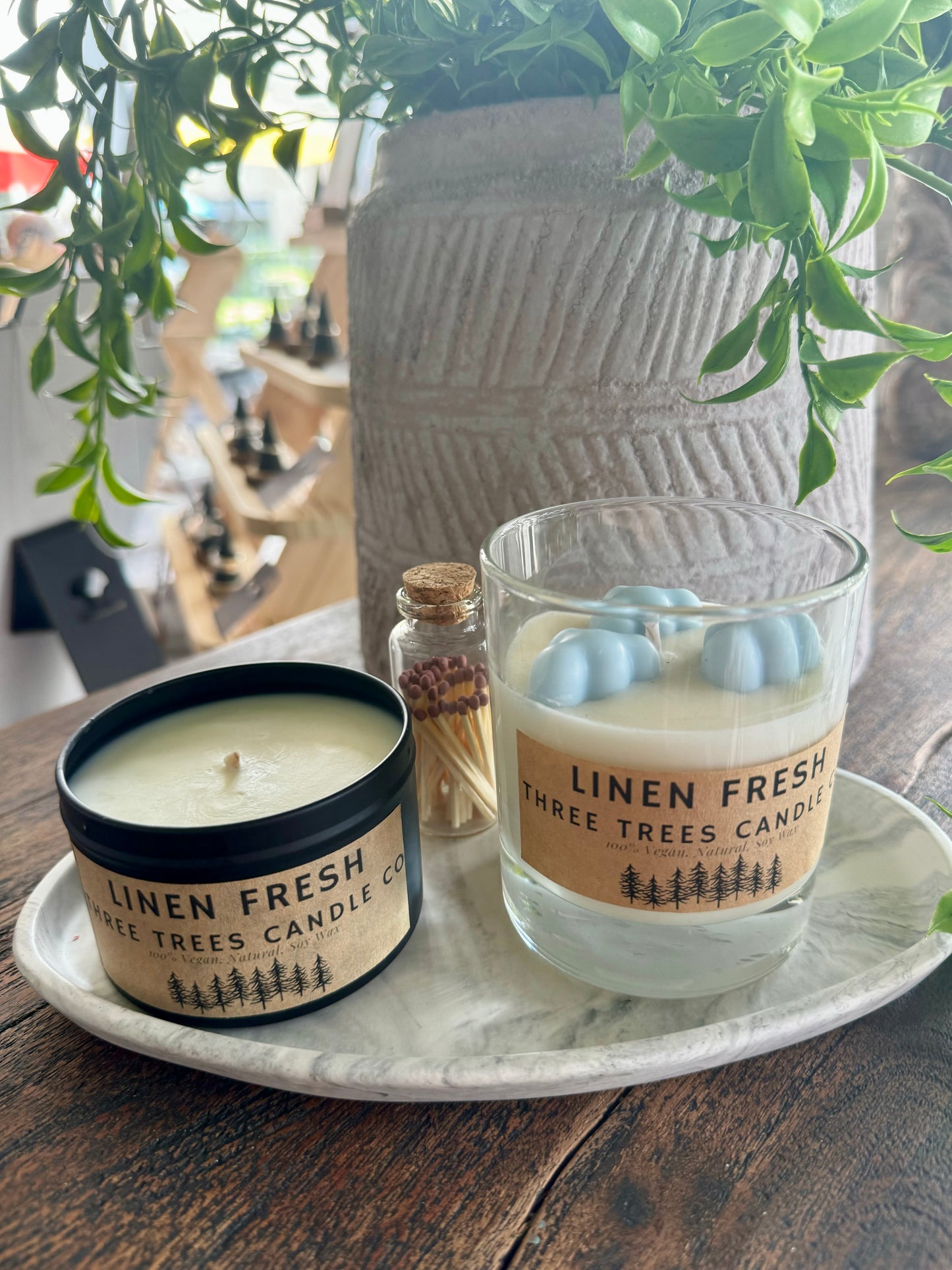 Linen Fresh Scented Sculptural Candle. Perfect Fresh and Clean Fragrance, Vegan Hand-poured Sustainable Eco-Friendly Soy Wax