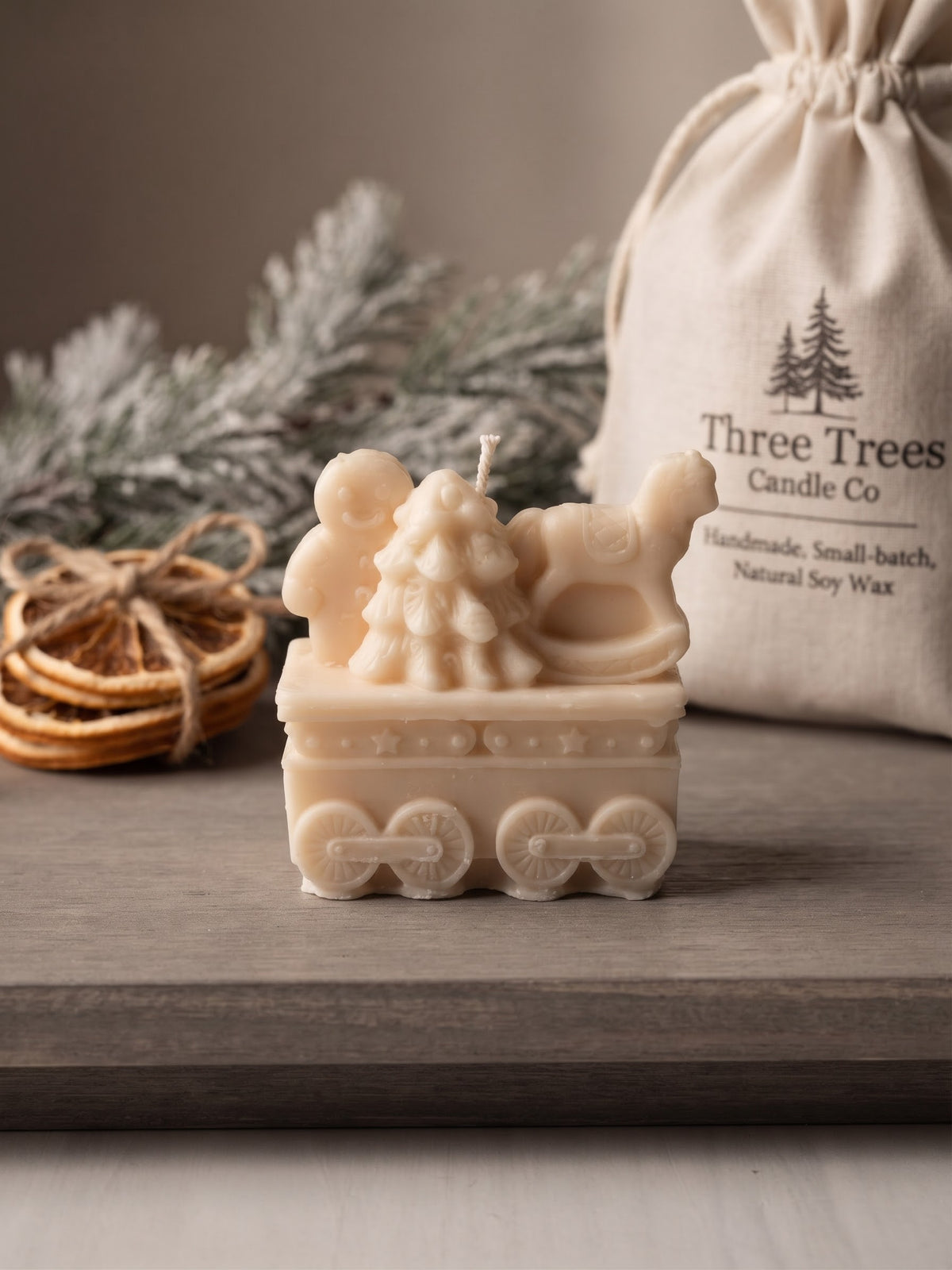 Train Set -Shaped Soy Wax Candle - Festive & Decorative
