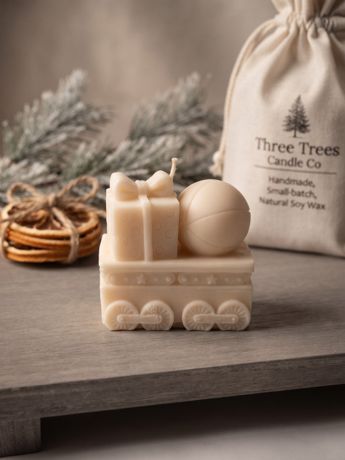 Train Set -Shaped Soy Wax Candle - Festive & Decorative