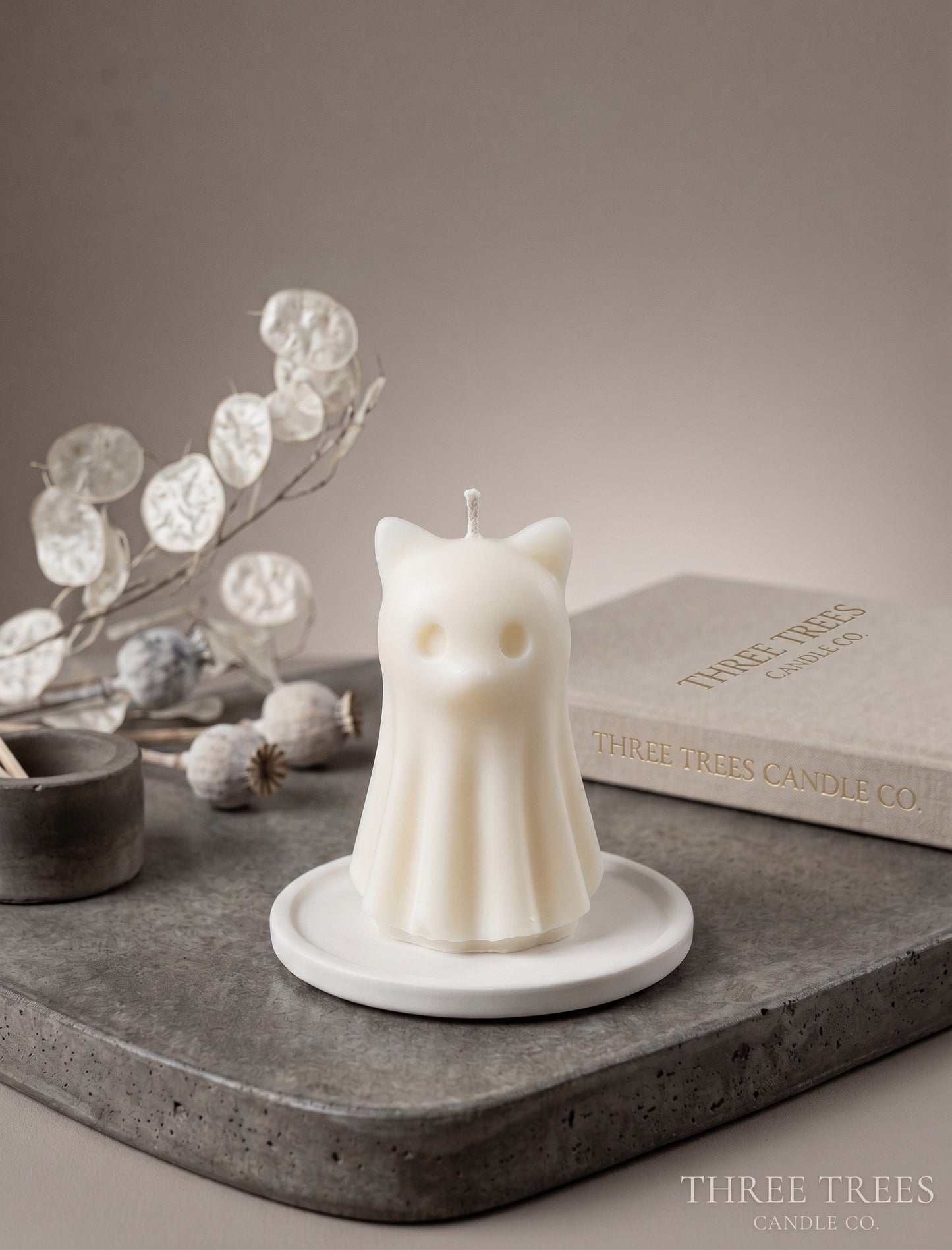 Ghost-Shaped Soy Wax Candle - Spooky & Fun