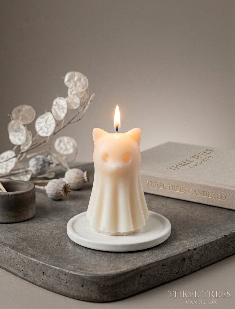 Ghost-Shaped Soy Wax Candle - Spooky & Fun