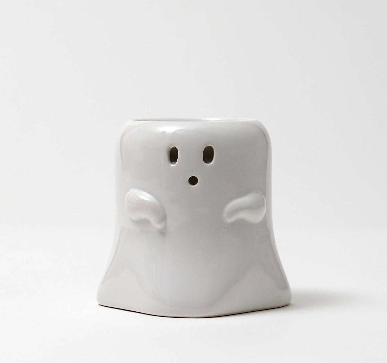 ghost shaped wax melt burner from front