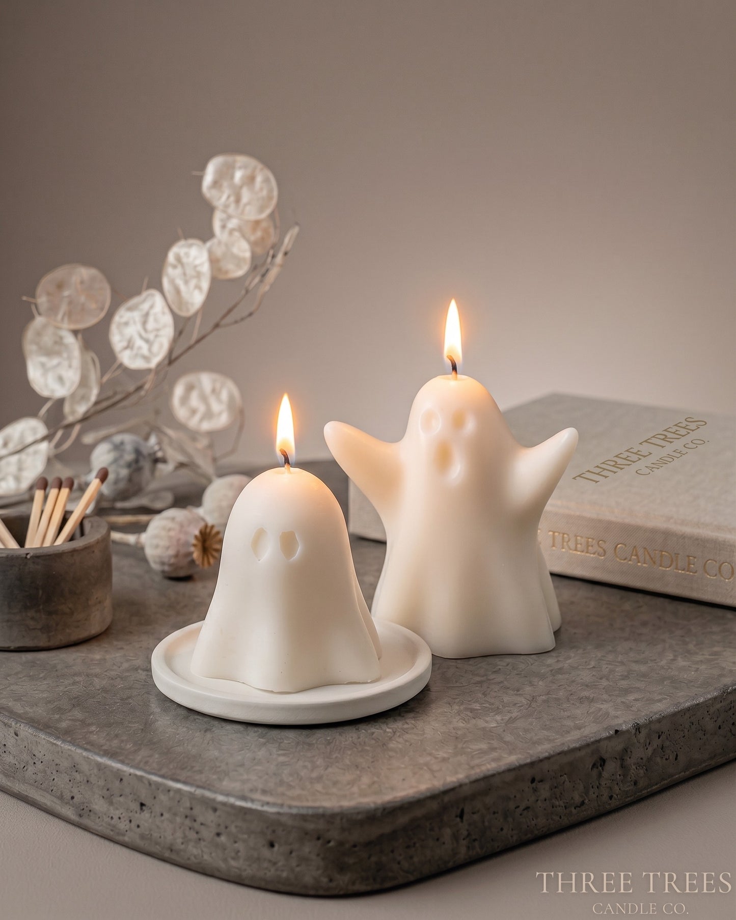 Ghost-Shaped Soy Wax Candle - Spooky & Fun