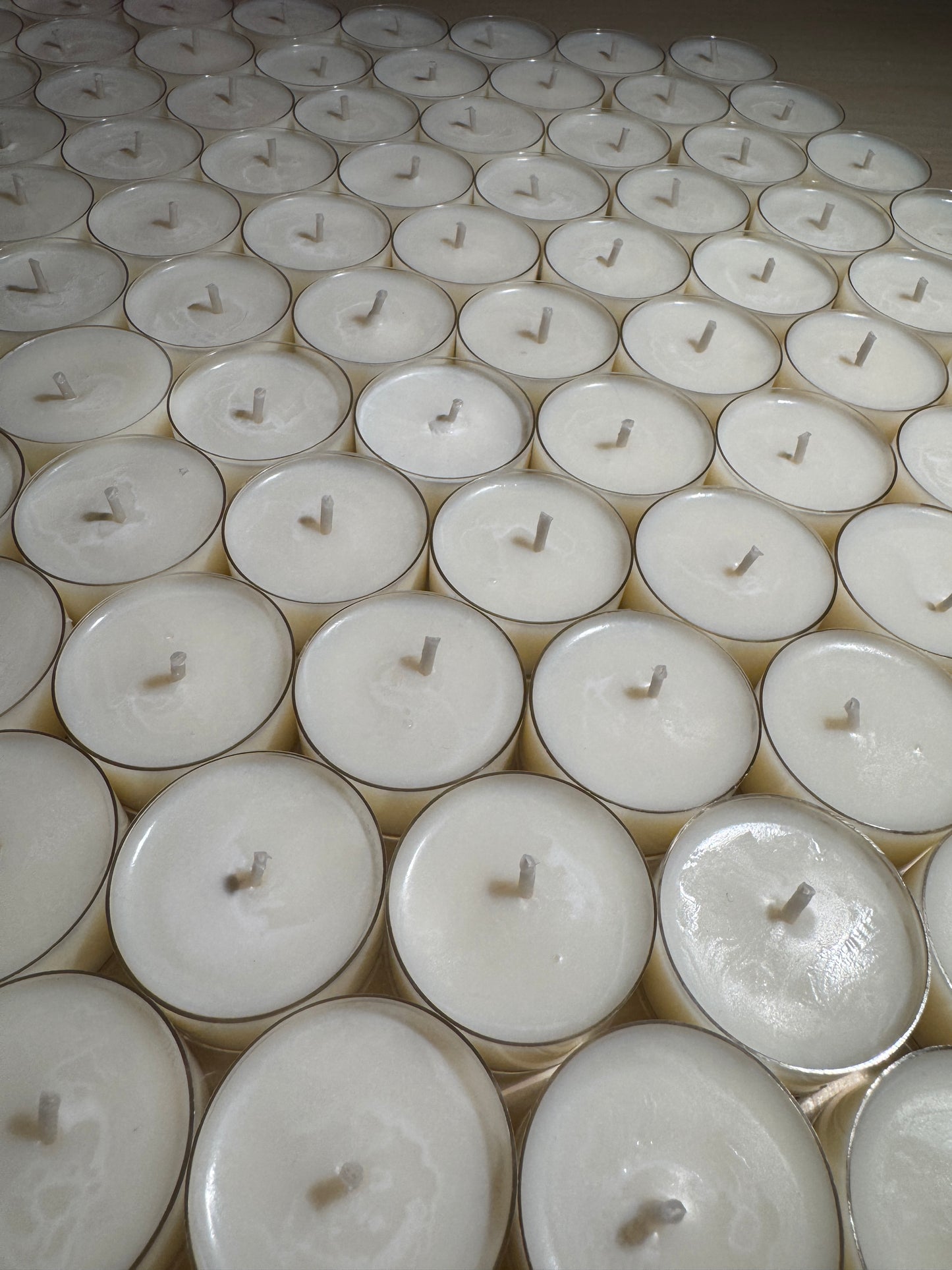 Packaging of soy wax tea lights