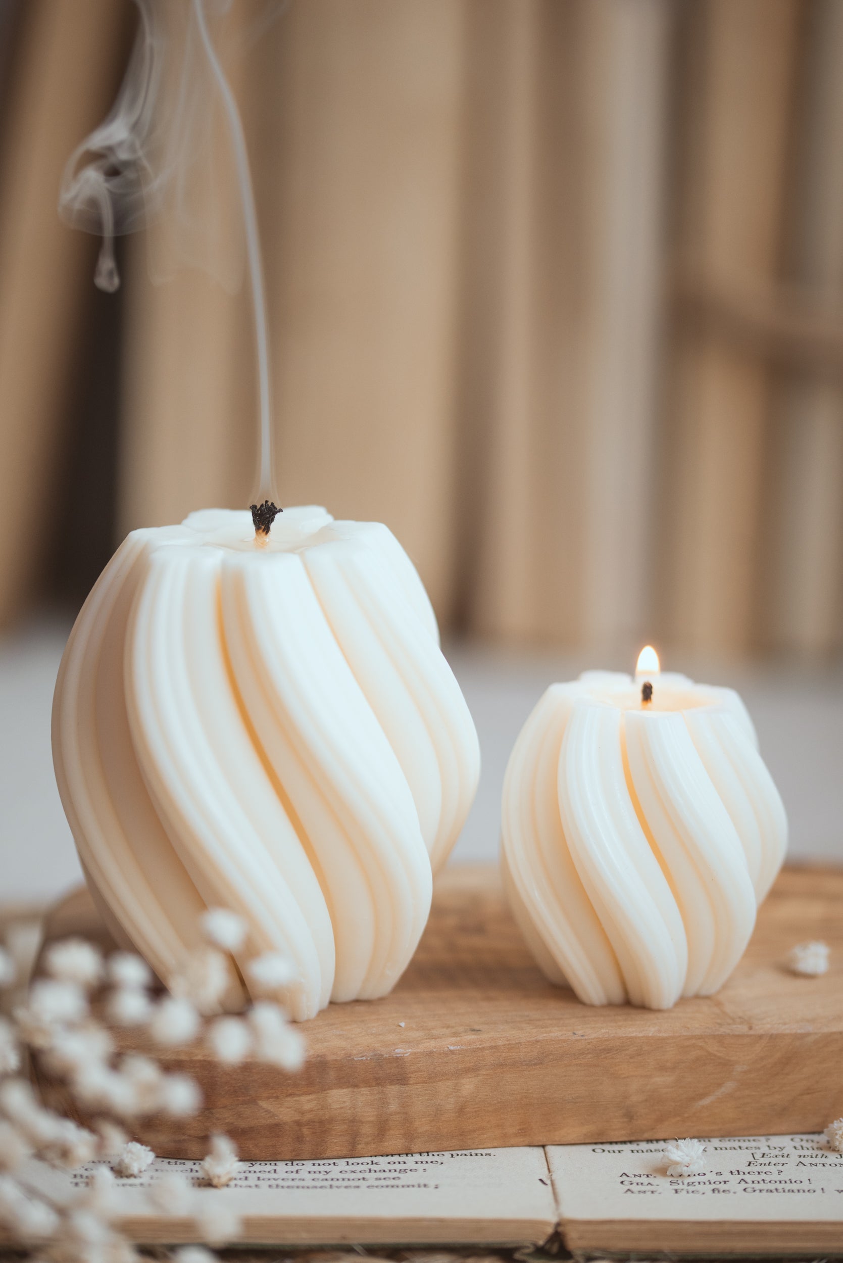 Twist-shaped candle gift set perfect for decorative gifts