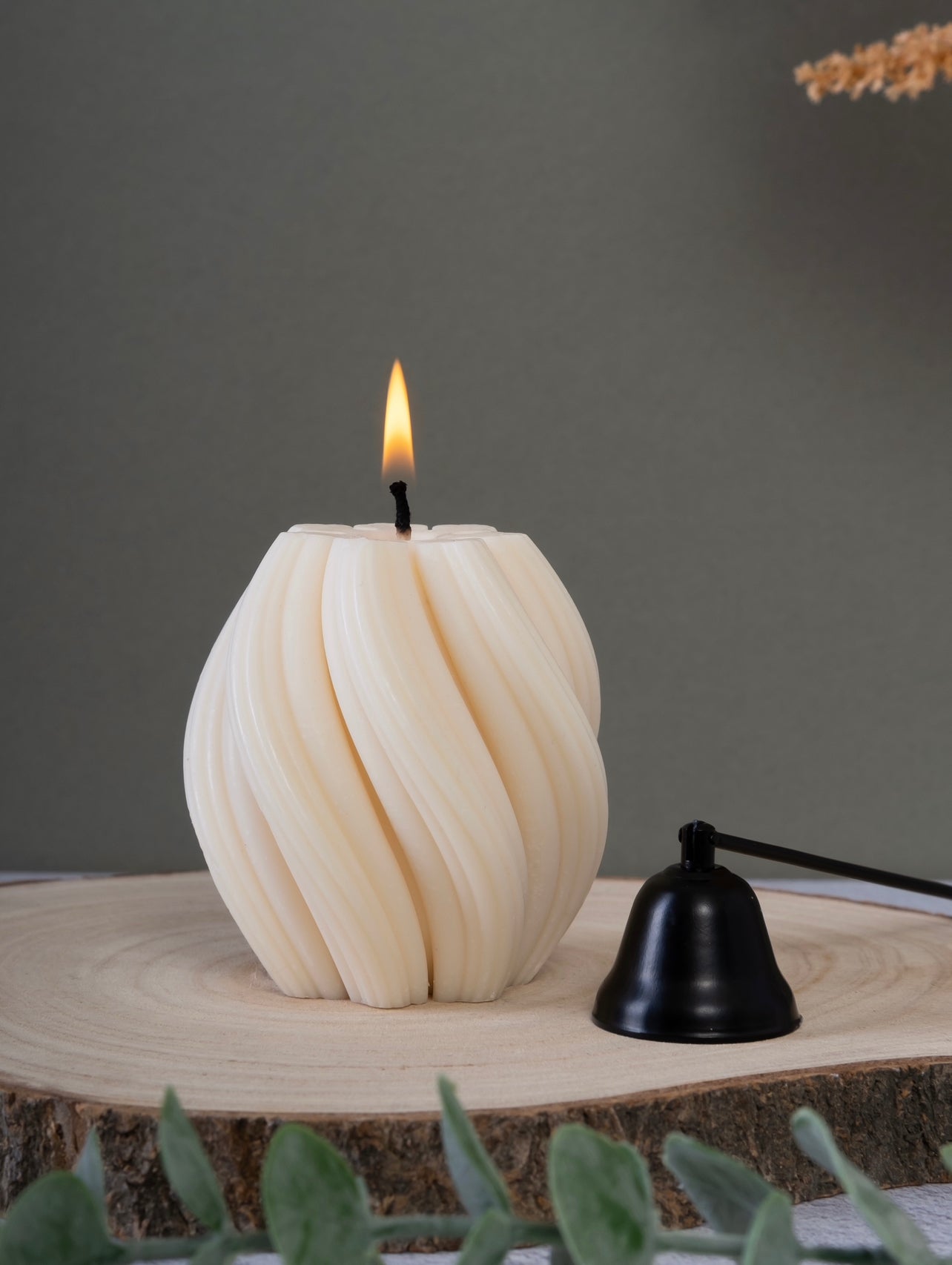 Twist Sculpted Candles